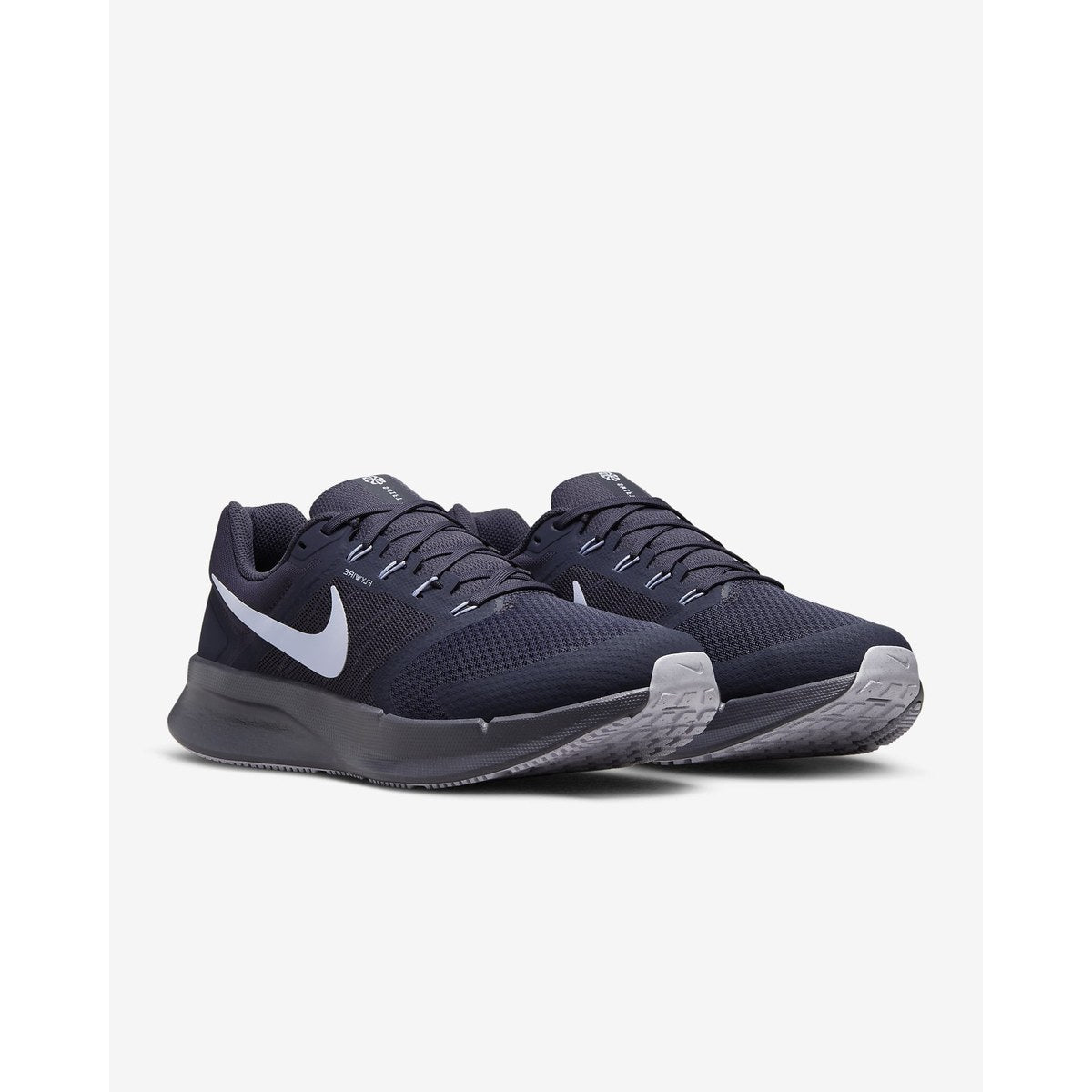 NIKE RUN SWIFT 3