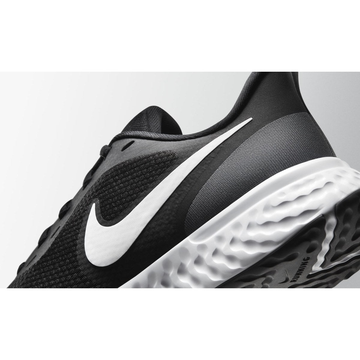 NIKE REVOLUTION 7 - foto 3
