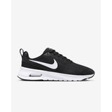 NIKE AIR MAX NUAXIS