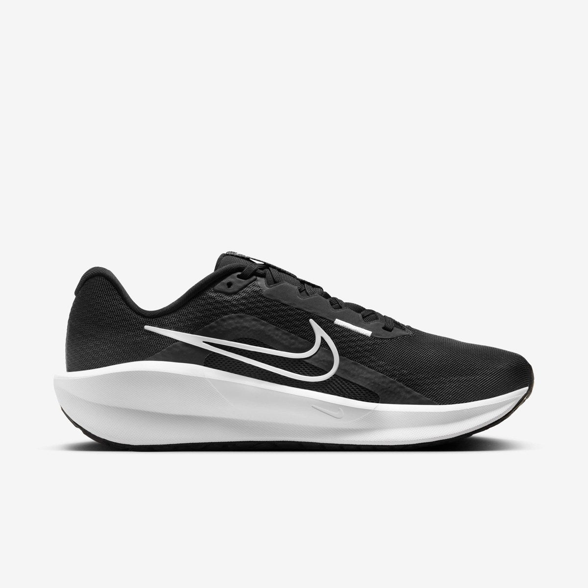 NIKE DOWNSHIFTER