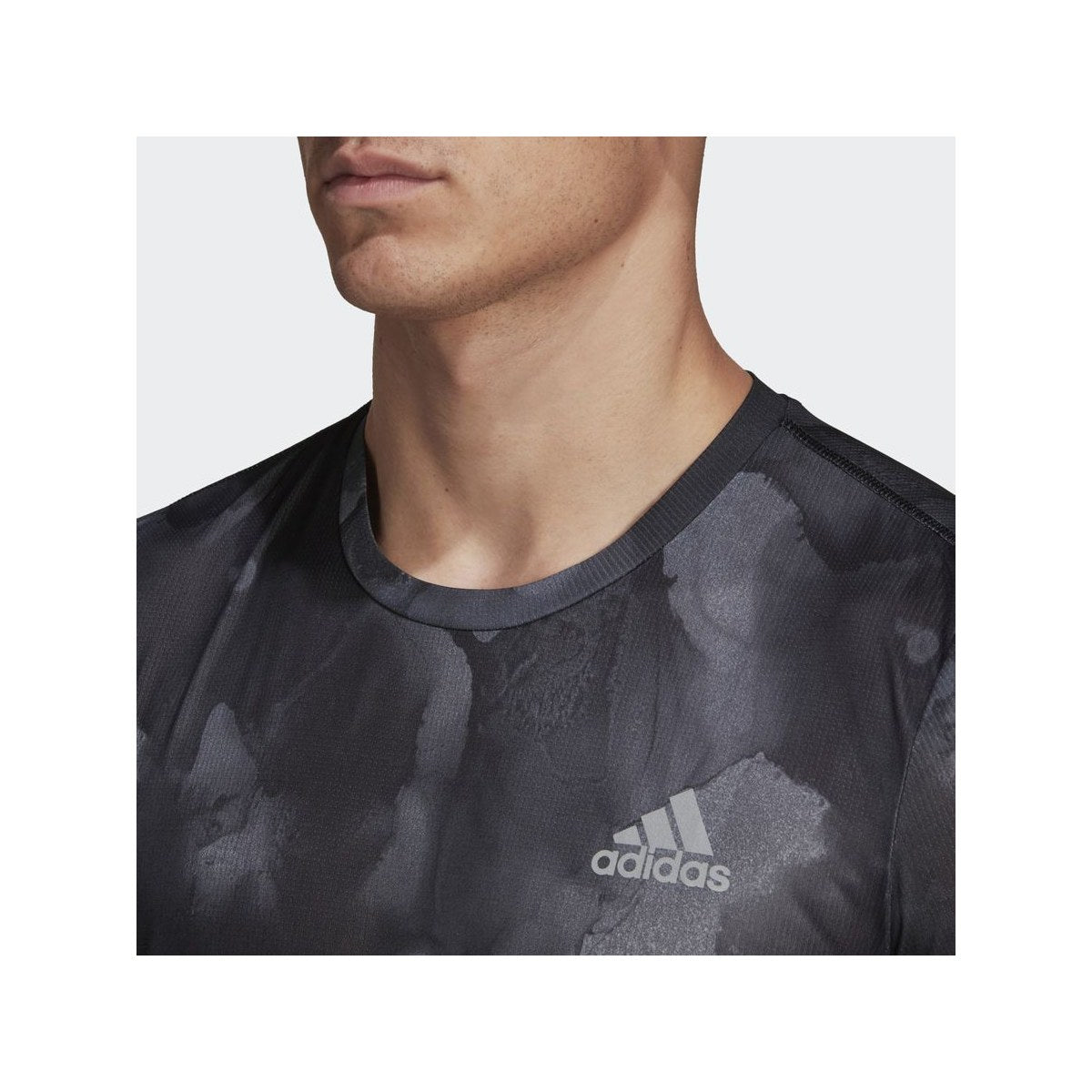 ADIDAS POLERA ADIDAS FAST TEE GFX S - foto 4
