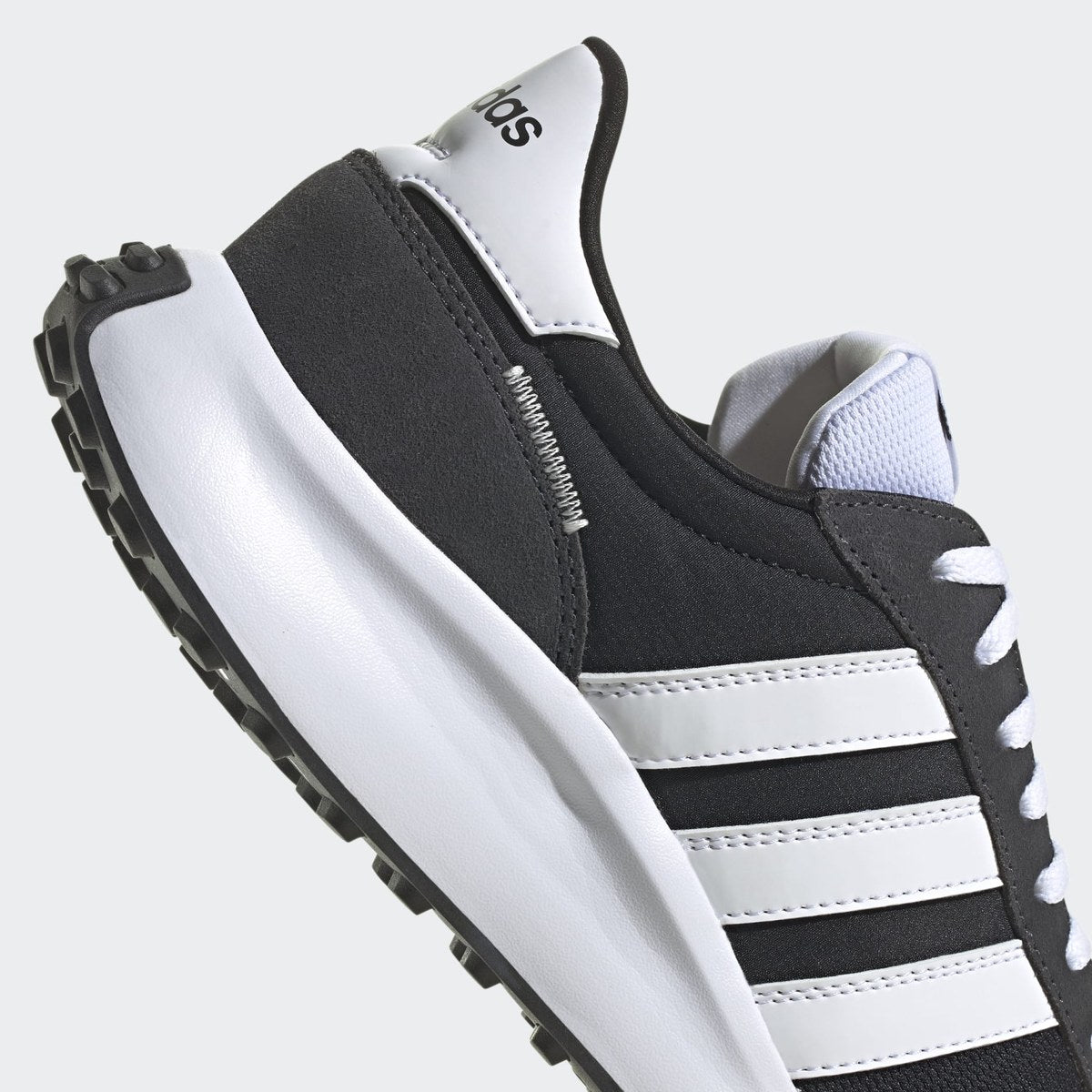ADIDAS RUN 70S - foto 2