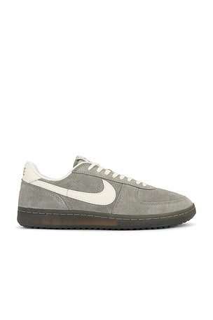 NIKE FIELD GENERAL