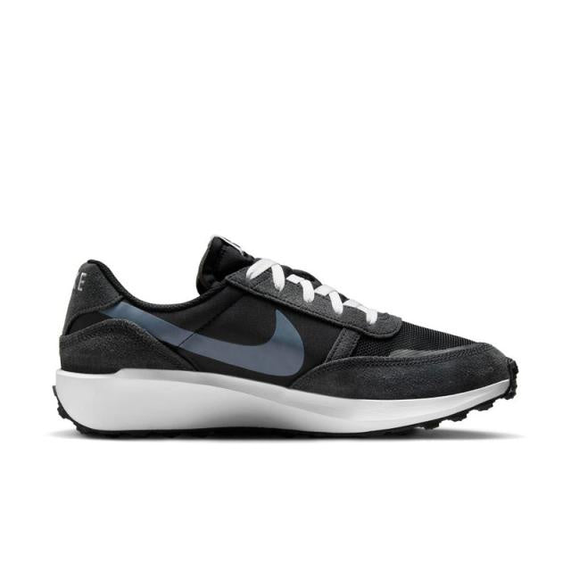 NIKE WAFFLE NAV